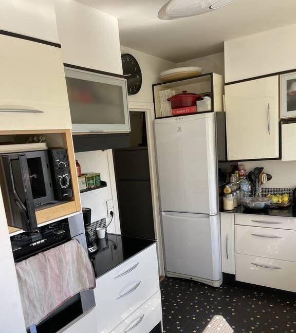 
                                                Colocation
                                                 Chambre meublée dans colocation 110 m²