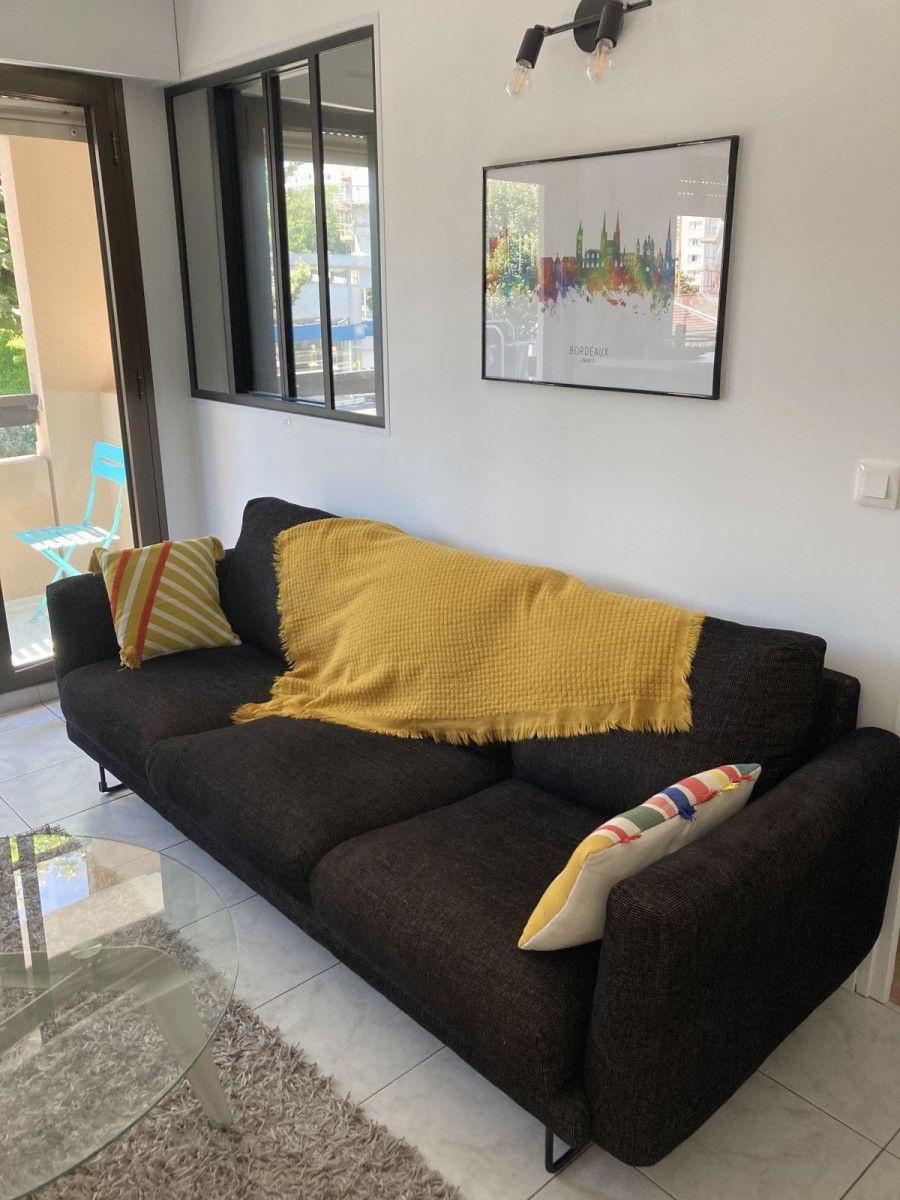 
                                                Colocation
                                                 Chambre meublée dans colocation.