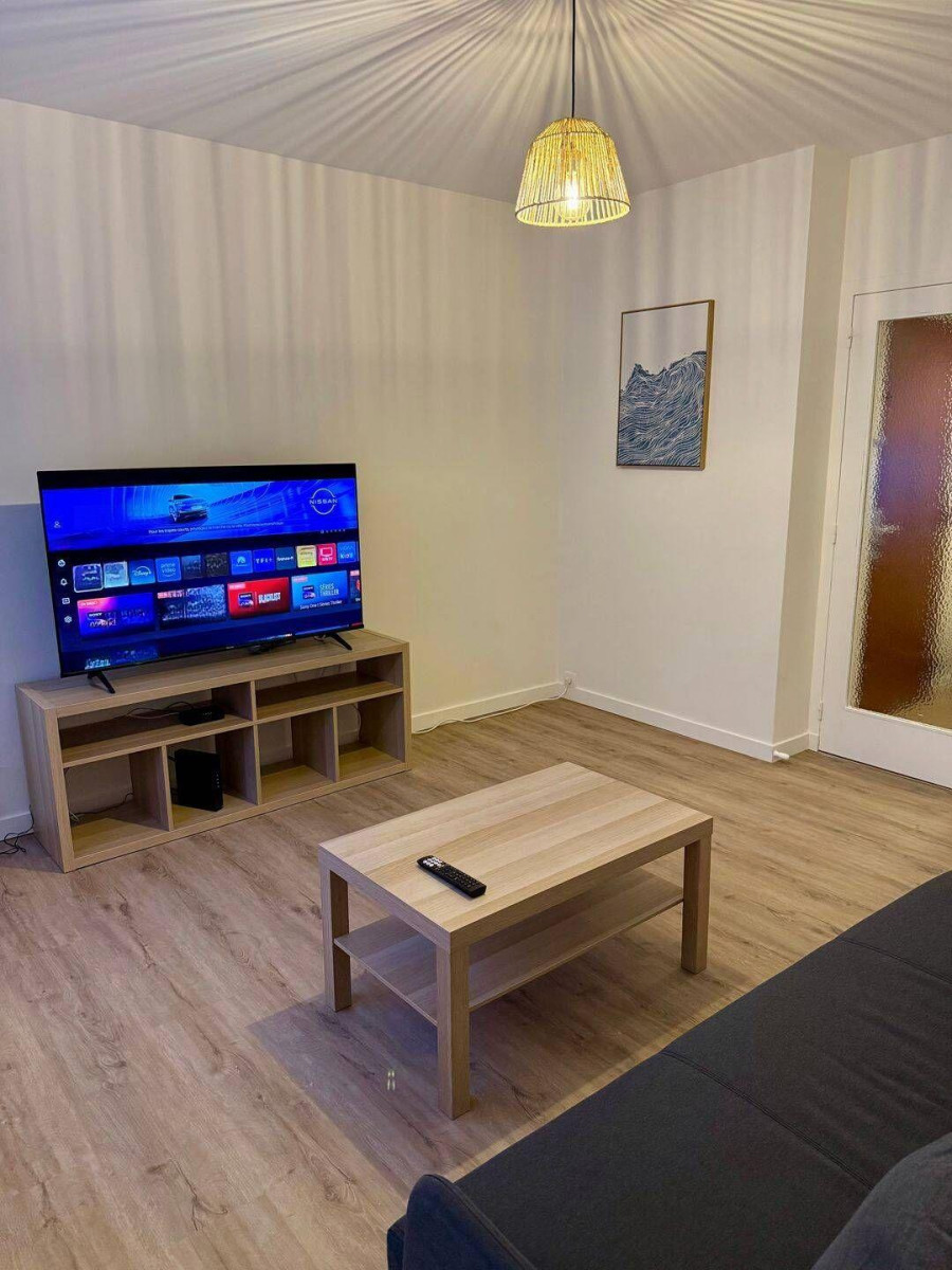 
                                                Colocation
                                                 Chambre meublée dans colocation 70m²