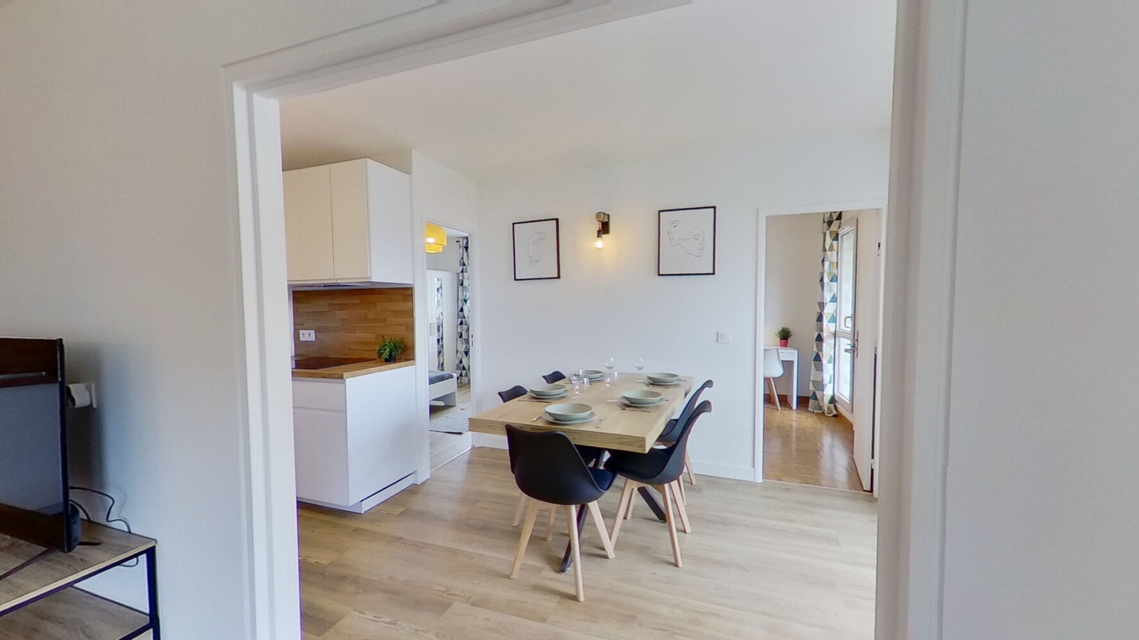 
                                                Colocation
                                                 Chambre meublée dans colocation conviviale