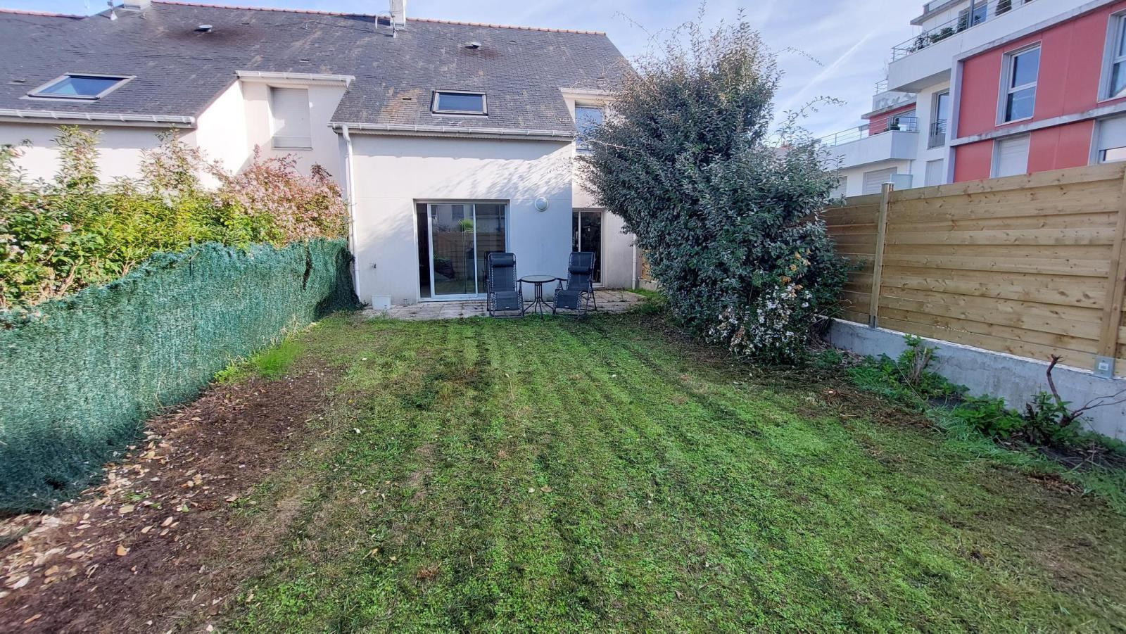 
                                                Colocation
                                                 Chambre meublée dans une coloc – Maison jardin