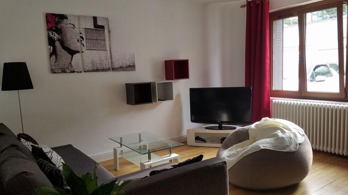 
                                                Location
                                                 Chambre meublée en appartement partagé