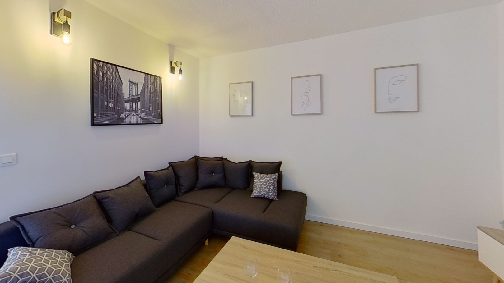 
                                                Colocation
                                                 Chambre meublée en colocation