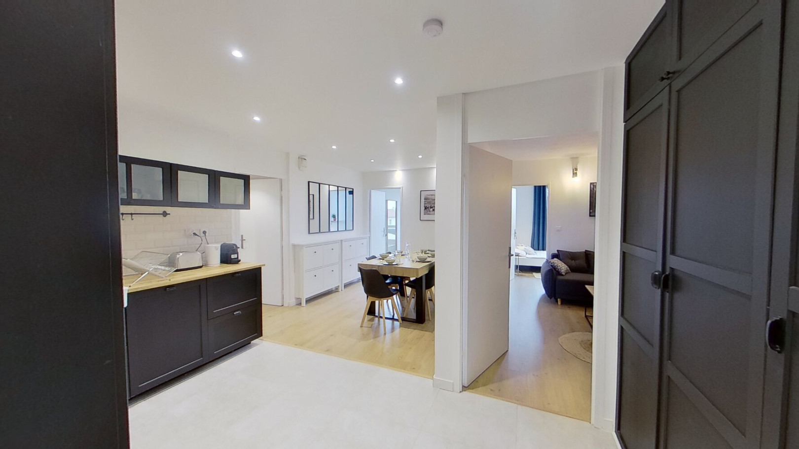 
                                                Colocation
                                                 Chambre meublée en colocation