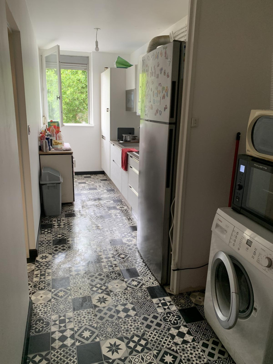 
                                                Colocation
                                                 Chambre meublée en colocation à Rennes Clemenceau.