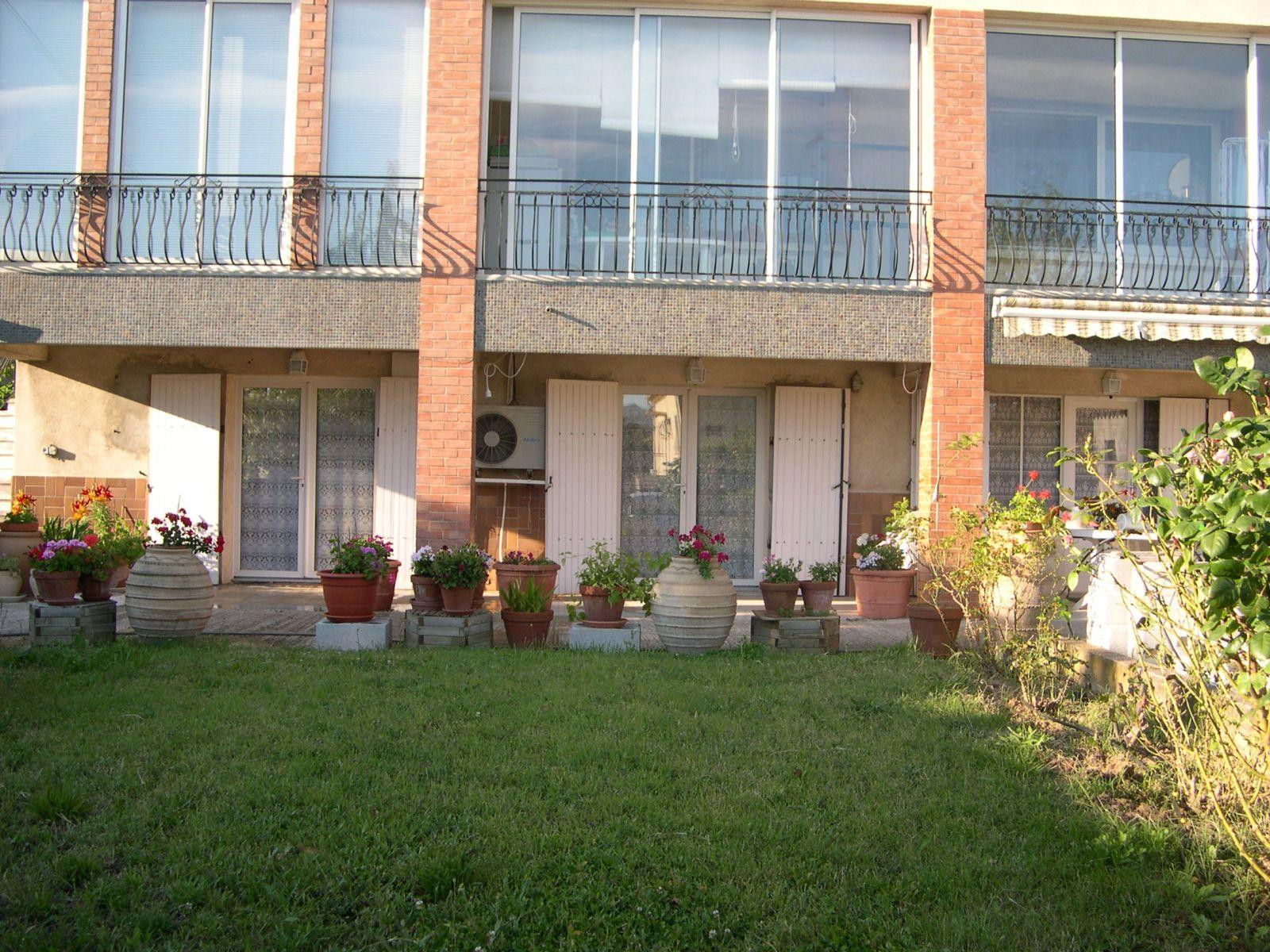 
                                                Colocation
                                                 CHAMBRE MEUBLÉE ETUDIANT AU 30/08 BON ÉTAT-CALME