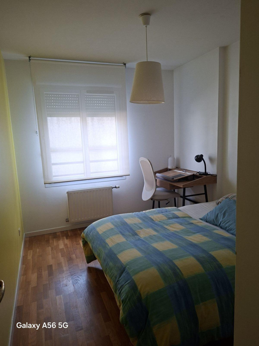
                                                Colocation
                                                 Chambre ou il fait bon vivre....