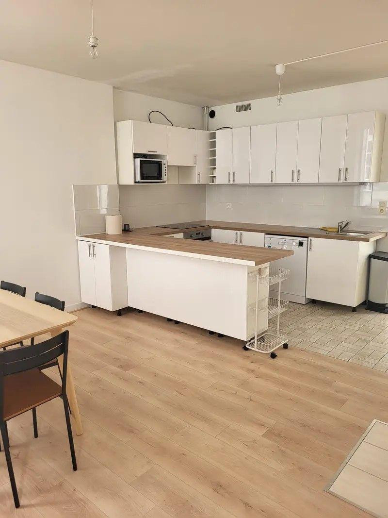 
                                                Colocation
                                                 Chambre pour étudiant(s) en colocation à Nantes