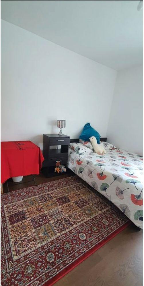 
                                                Colocation
                                                 Chambre privée à Prévessin-Moëns à louer