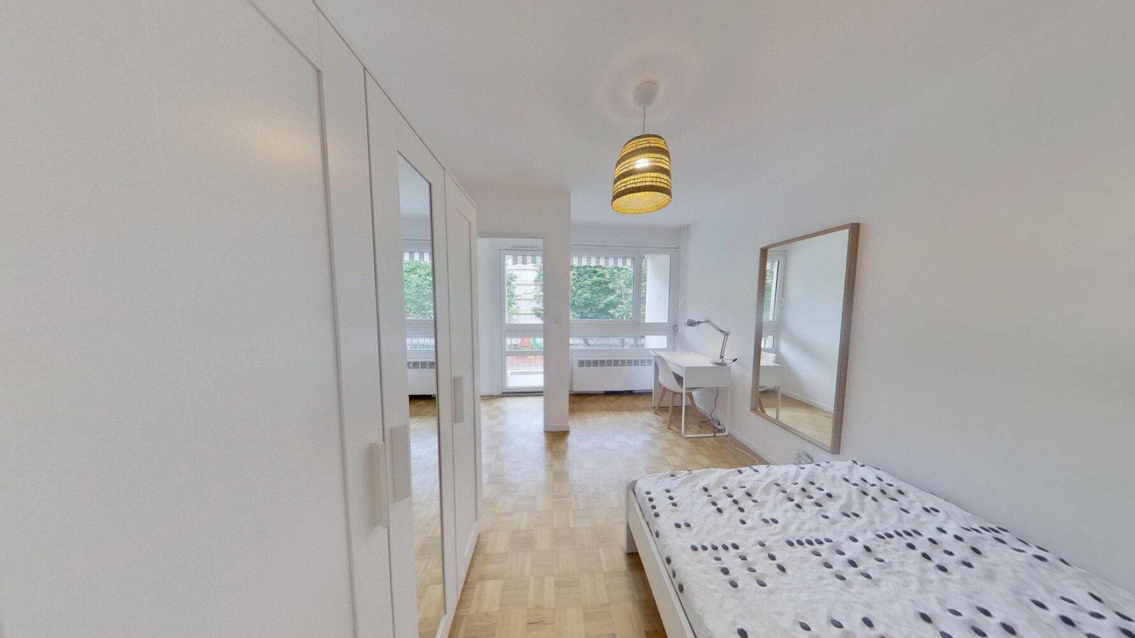 
                                                Colocation
                                                 Chambre privée en colocation
