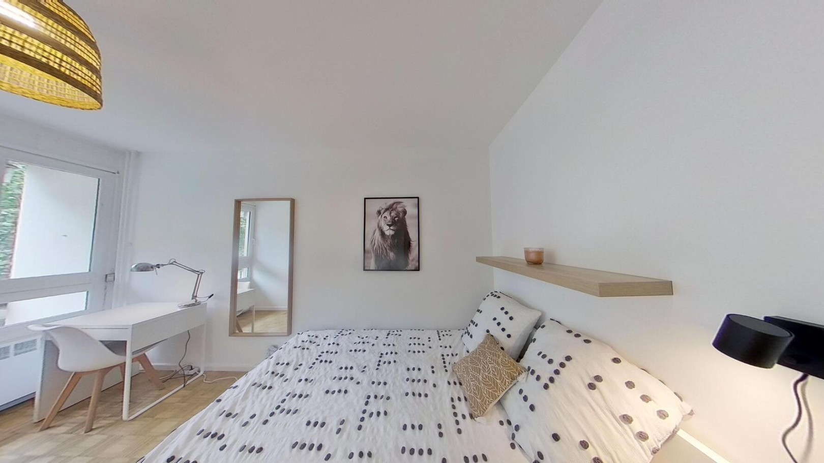 
                                                Colocation
                                                 Chambre privée en colocation