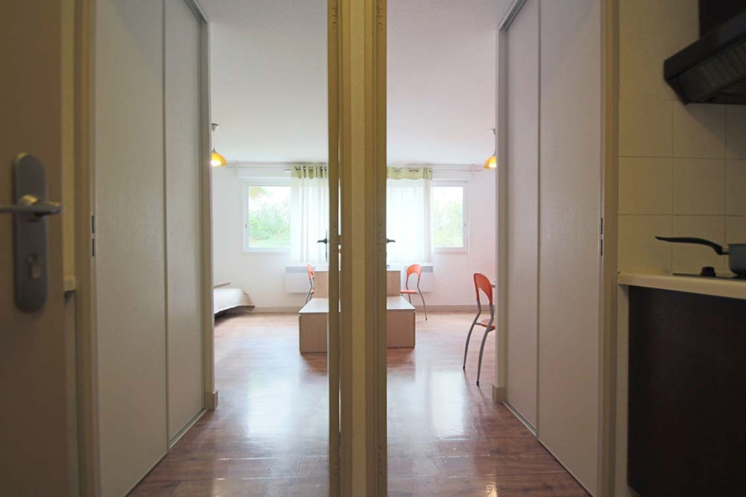 
                                                Location
                                                 Chambre privée en colocation