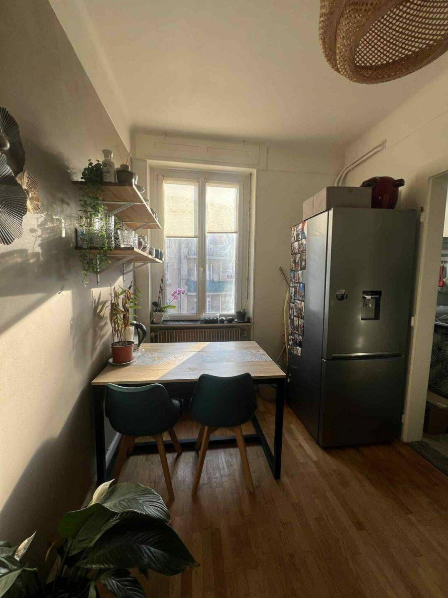 
                                                Location
                                                 Chambre privée lumineuse colocation proche gare