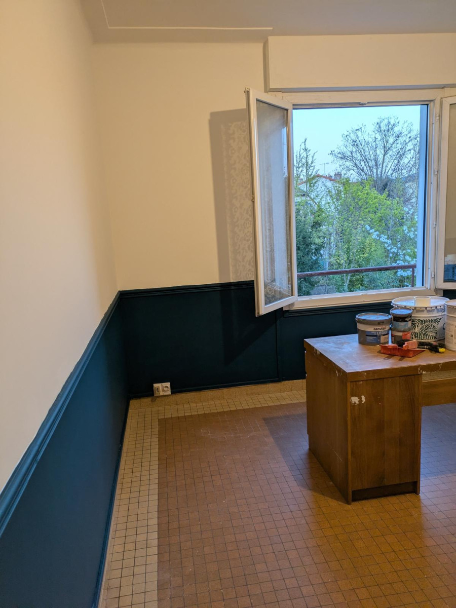 
                                                Colocation
                                                 Chambre refaite à neuf et grande Nanterre-Ville