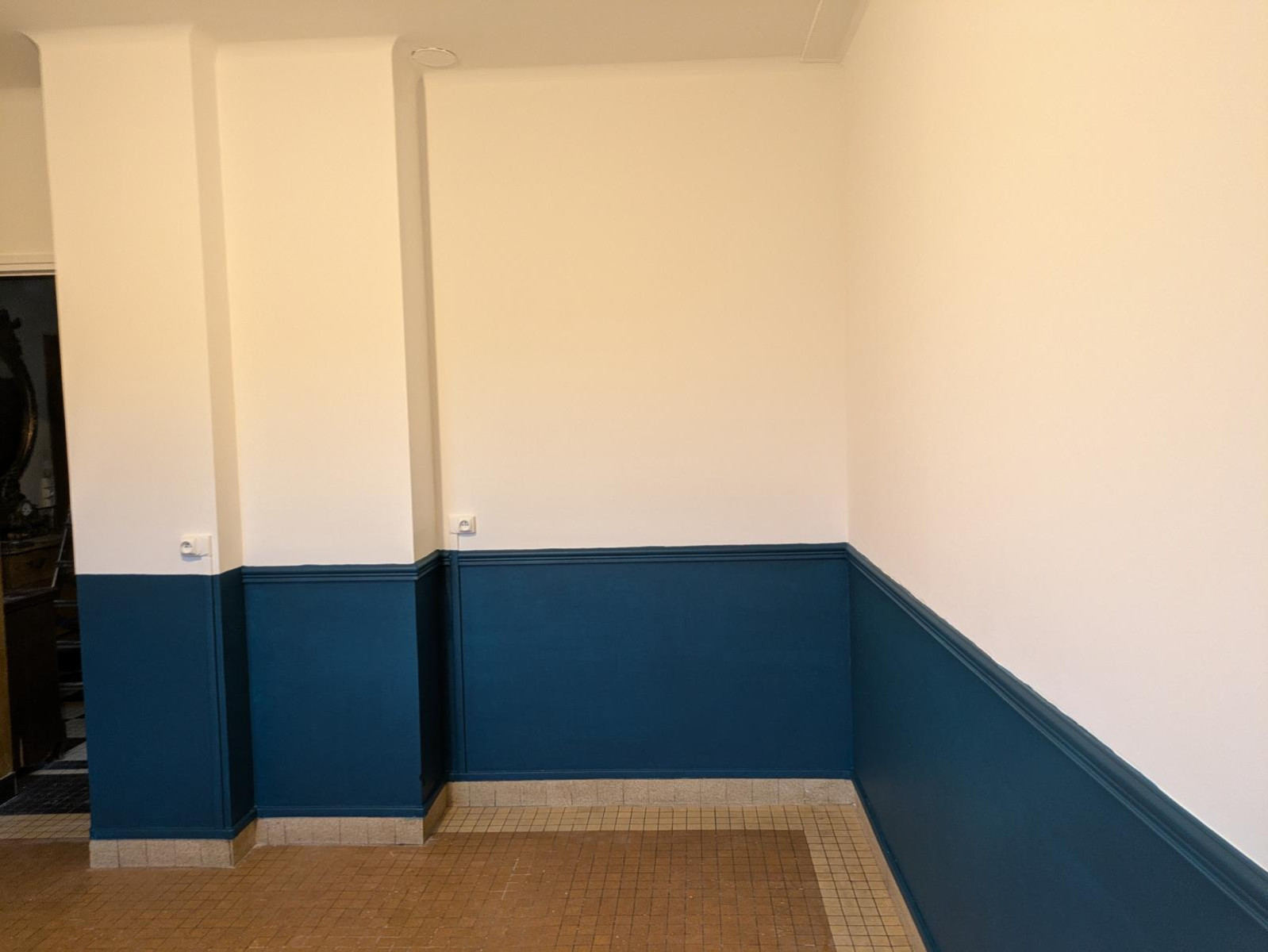 
                                                Colocation
                                                 Chambre refaite à neuf et grande Nanterre-Ville
