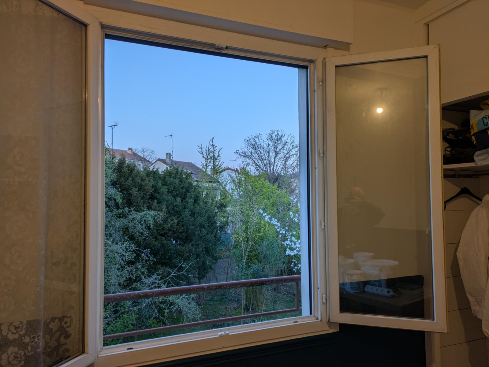 
                                                Colocation
                                                 Chambre refaite à neuf et grande Nanterre-Ville
