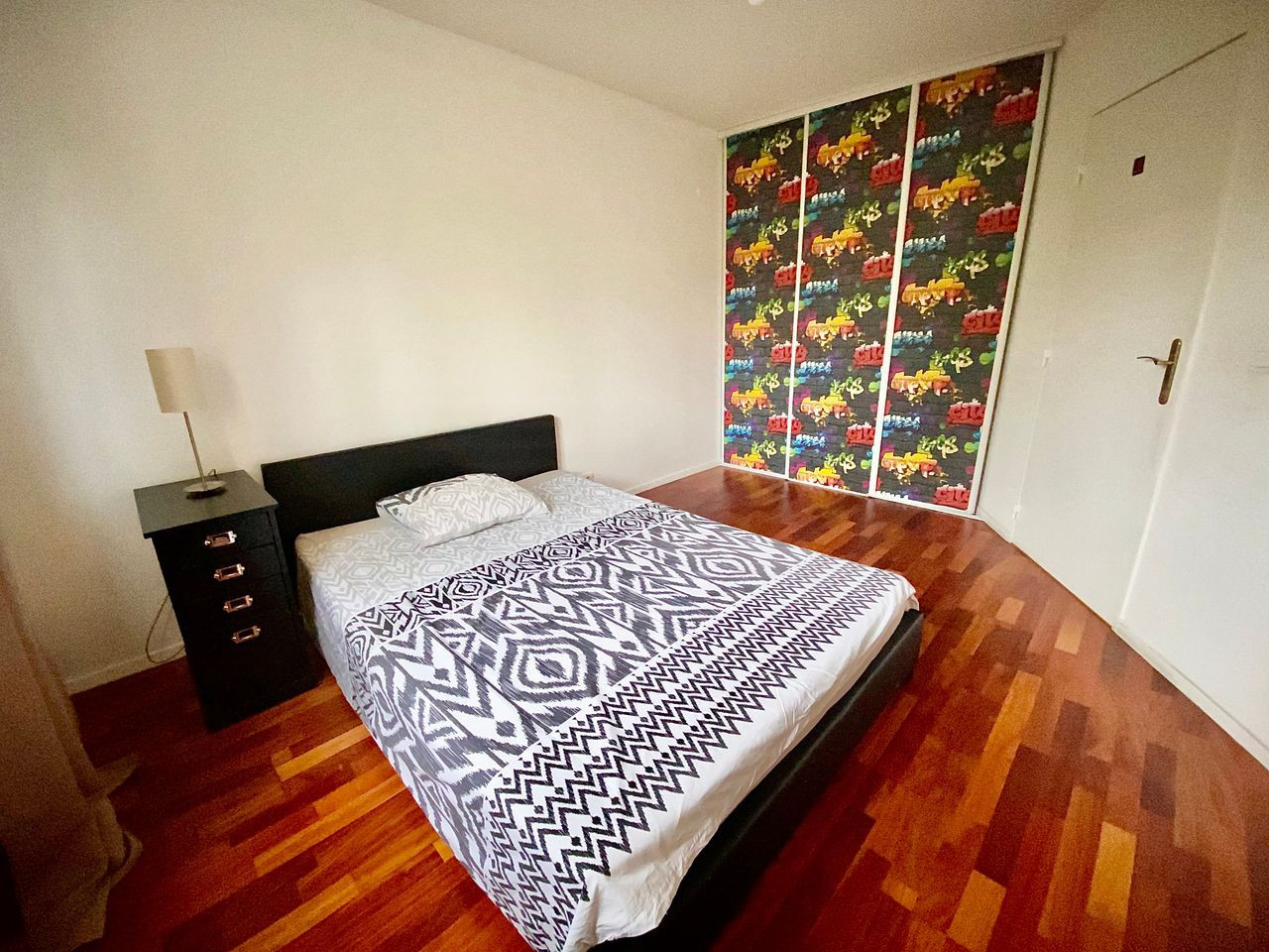 
                                                Location
                                                 Chambre Spacieuse à Louer dans une Grande Maison (loyer tout inclus)