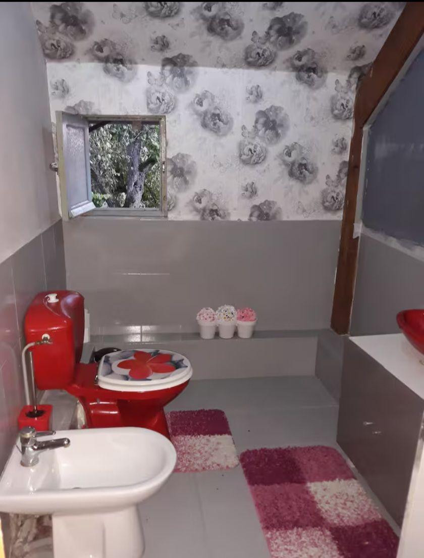 
                                                Colocation
                                                 Chambre/suite de 45m2