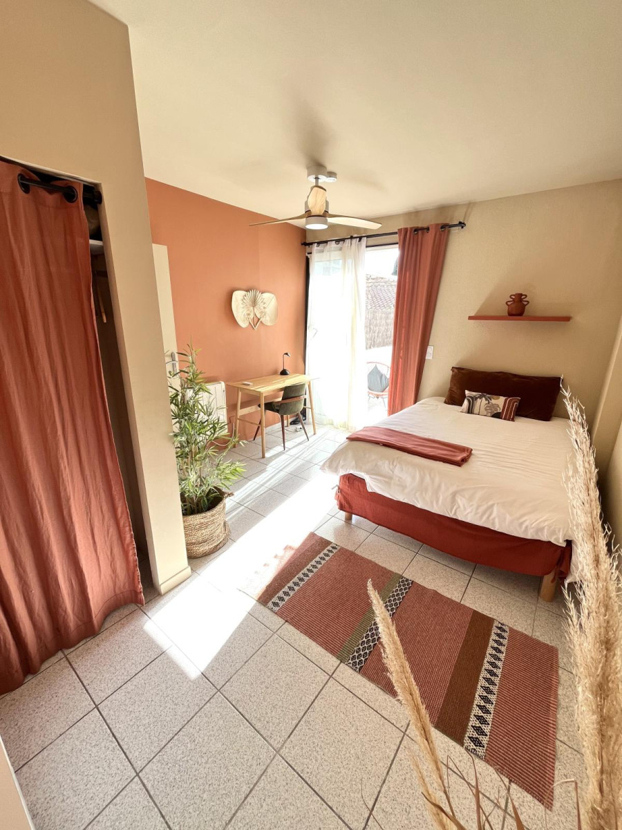 
                                                Colocation
                                                 Chambre + terrasse privée, Perpignan 300m fac UPVD
