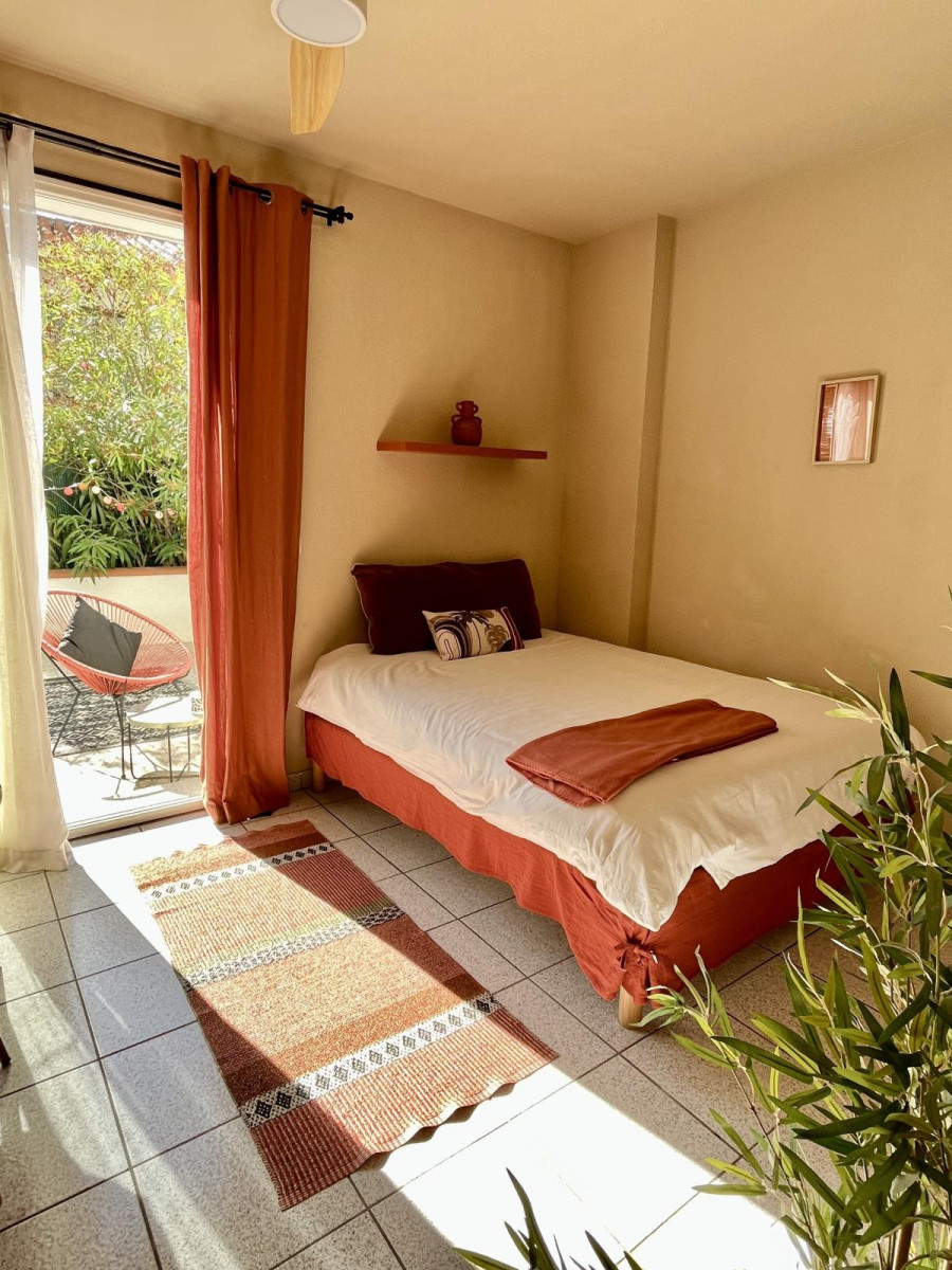 
                                                Colocation
                                                 Chambre + terrasse privée, Perpignan 300m fac UPVD