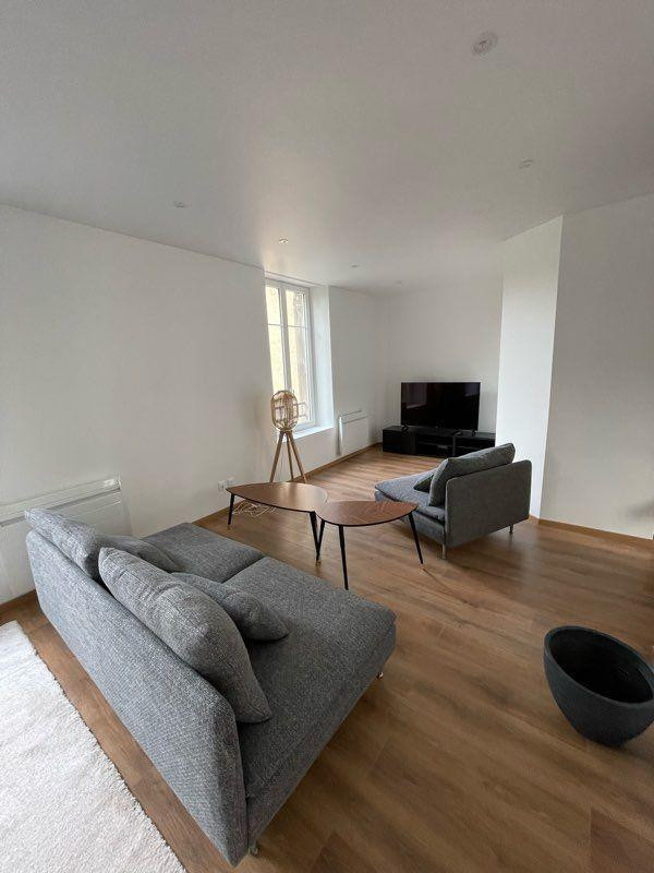 
                                                Colocation
                                                 Chambres avec sdb/wc privés dans coloc 250m²