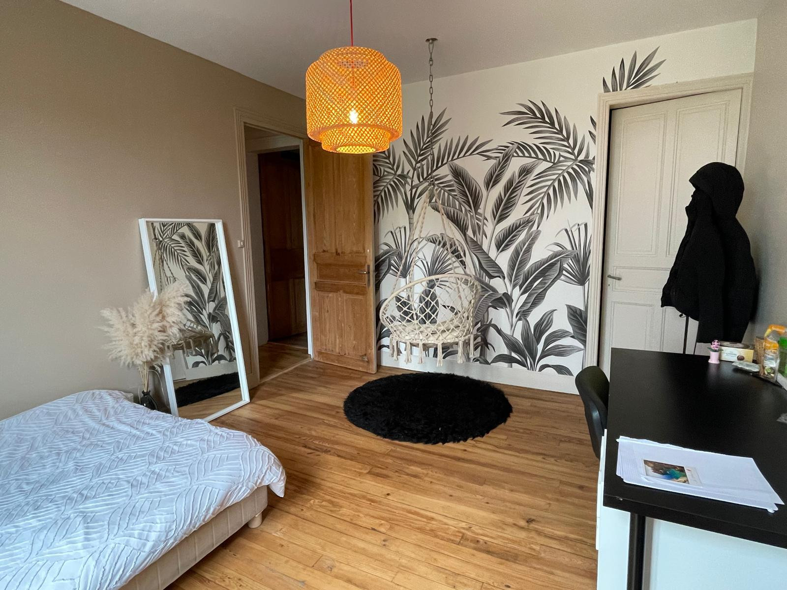 
                                                Colocation
                                                 Chambres dans maison tranquille