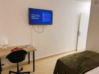 
                                                Colocation
                                                 Chambres dispo dans belle coloc 101m²