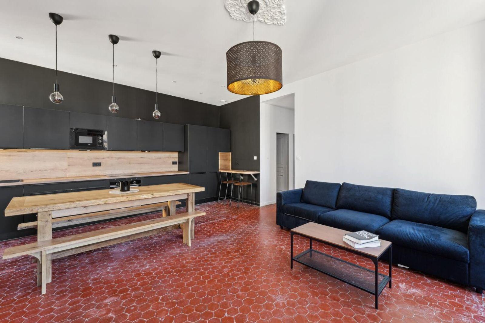 
                                                Colocation
                                                 Chambres dispos dans coloc 120m²