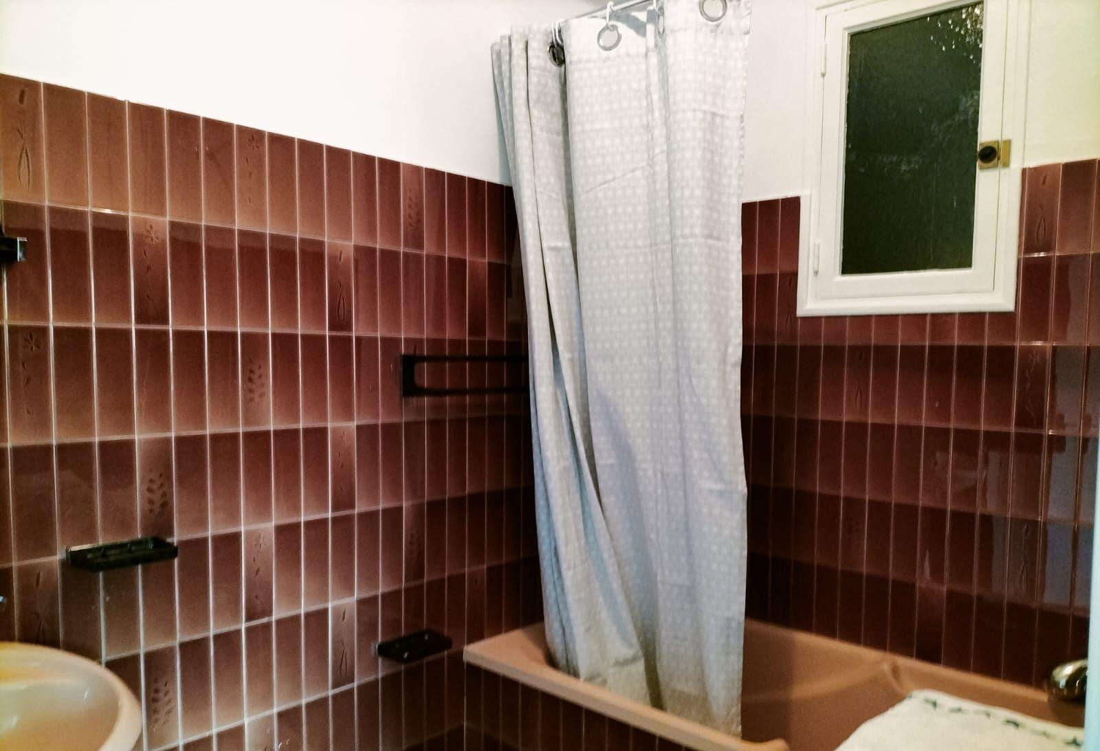 
                                                Colocation
                                                 Chambres en colocation proche du Blv Sakkakini