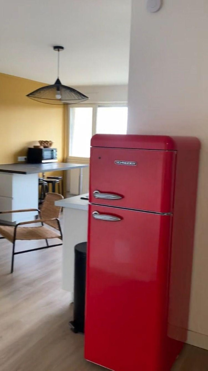 
                                                Colocation
                                                 Chambres en colocation *tramway & commerces*