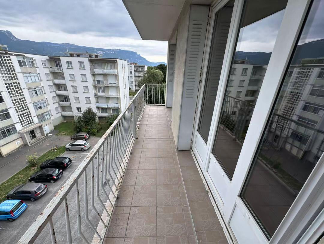 
                                                Colocation
                                                 Chambres étudiantes en collaboration