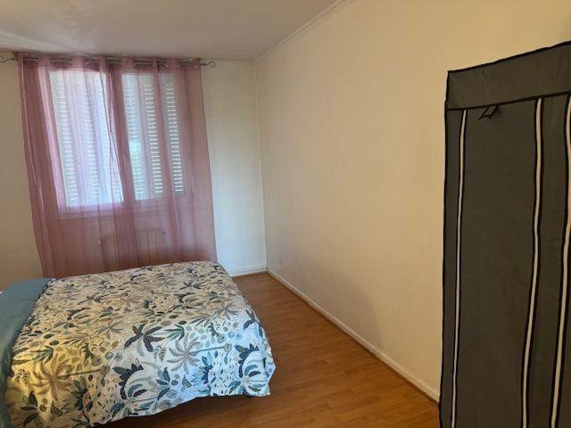 
                                                Colocation
                                                 Chambres étudiantes en collaboration