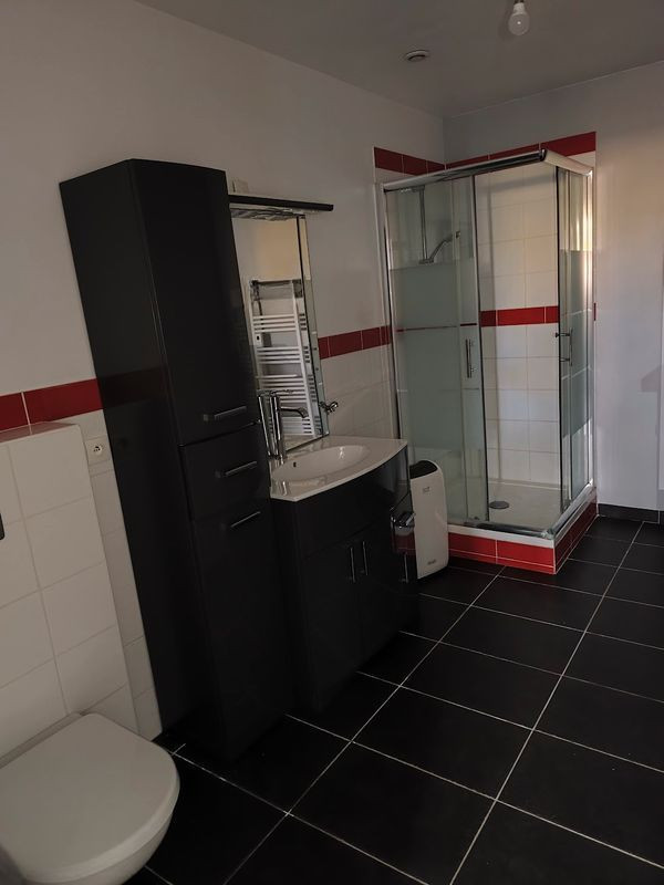 
                                                Colocation
                                                 Chambres meublées à louer à partir de 550 euros