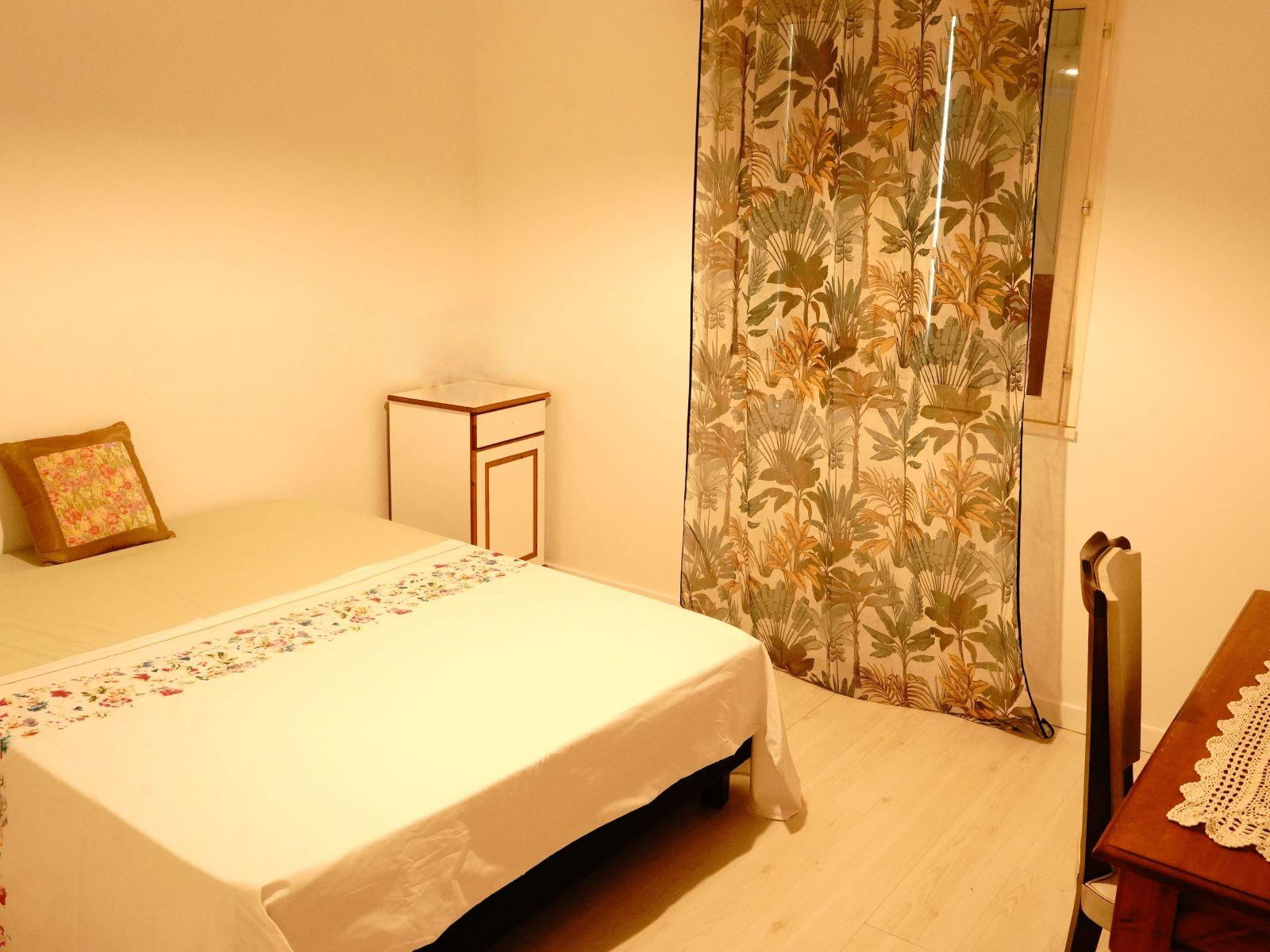 
                                                Colocation
                                                 Chambres meublées pour étudiants ou jeunes actifs