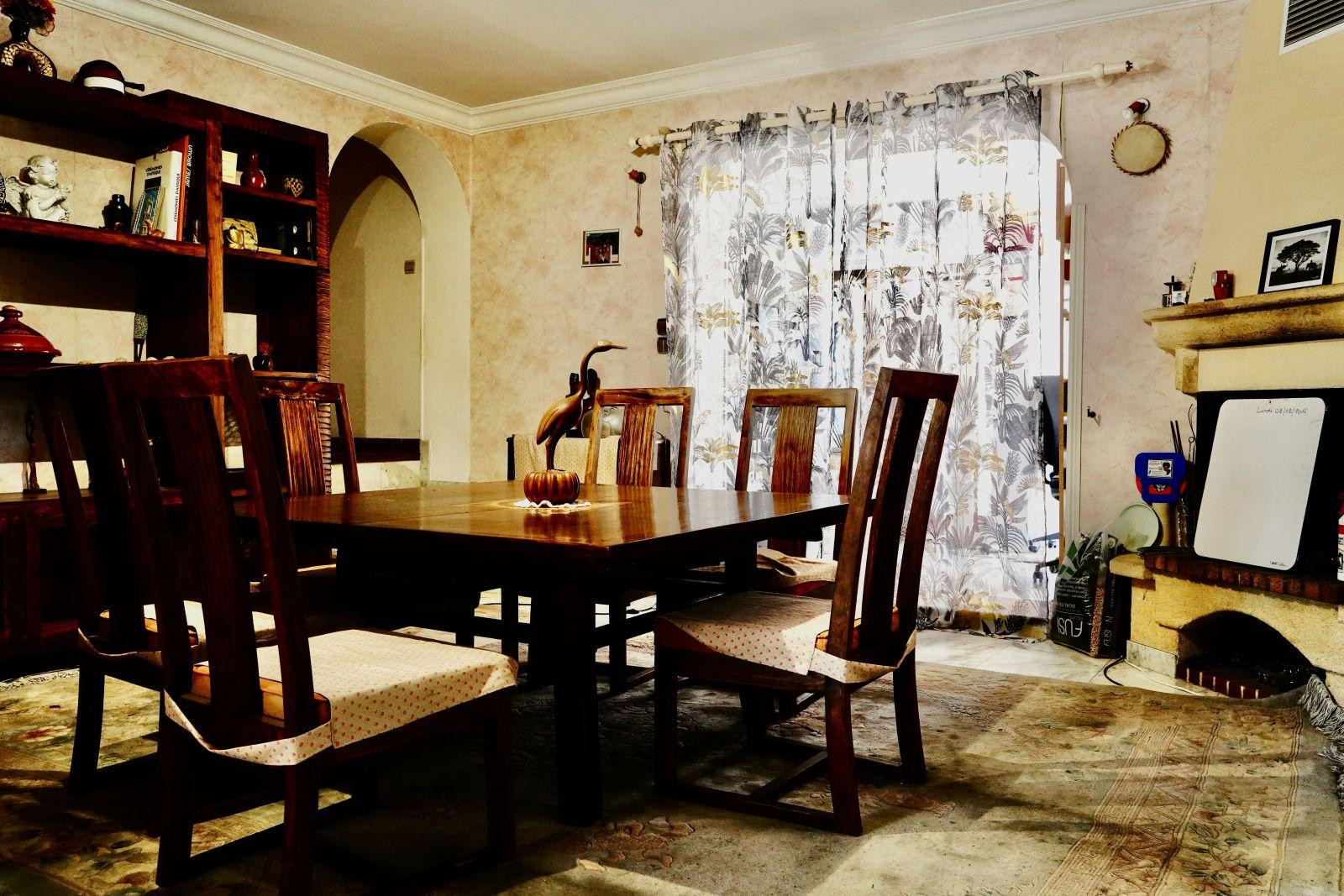 
                                                Colocation
                                                 Chambres meublées pour étudiants ou jeunes actifs