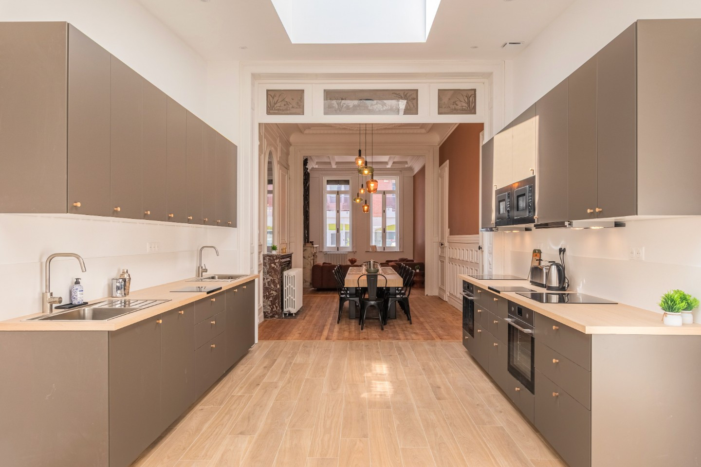 
                                                Colocation
                                                 Chambres privées avec sdb - Coliving - Centre
