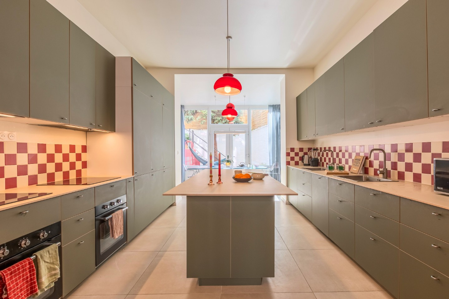
                                                Location
                                                 Chambres privées avec sdb en coliving - Centre