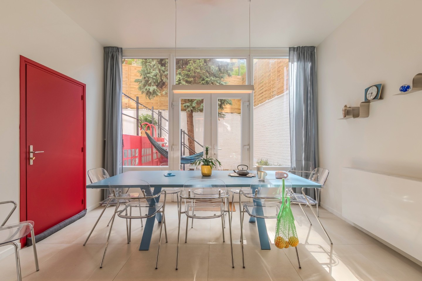 
                                                Location
                                                 Chambres privées avec sdb en coliving - Centre
