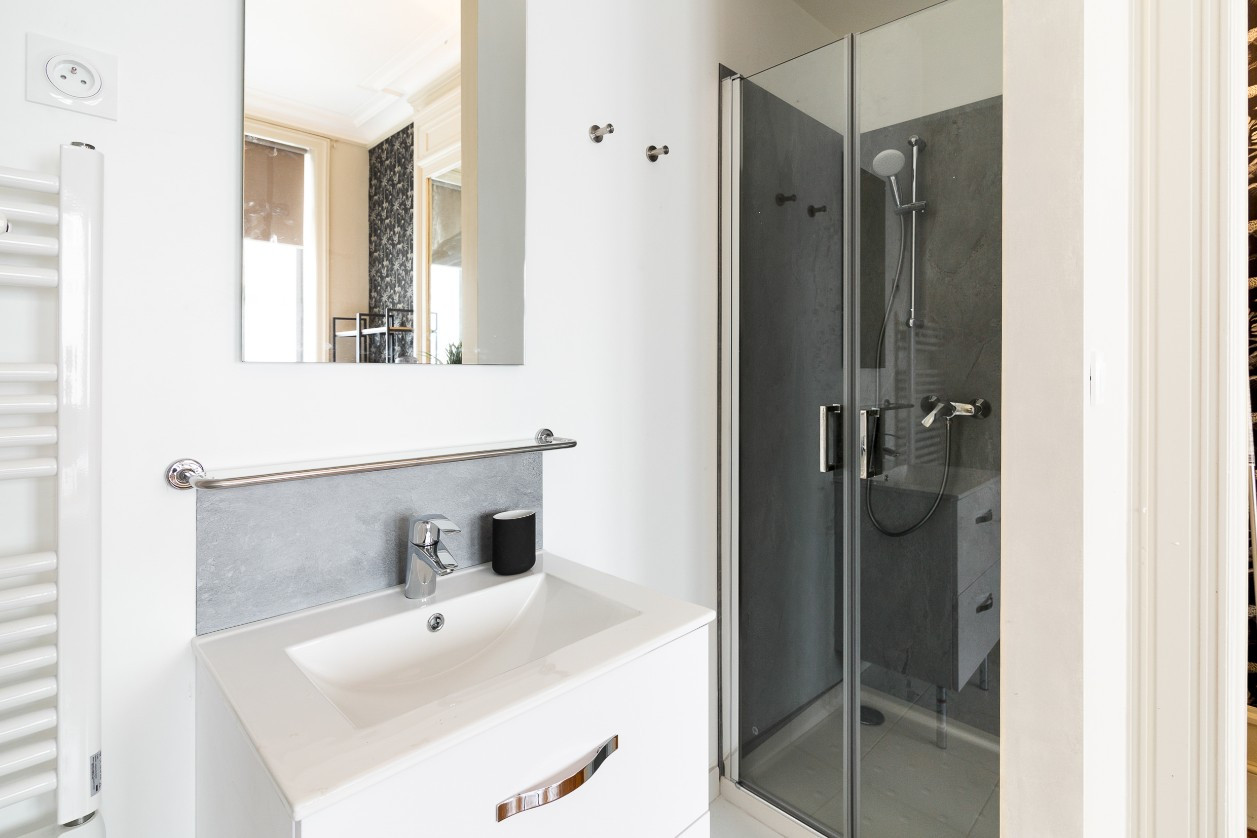 
                                                Colocation
                                                 Chambres privées en coliving - Lille République