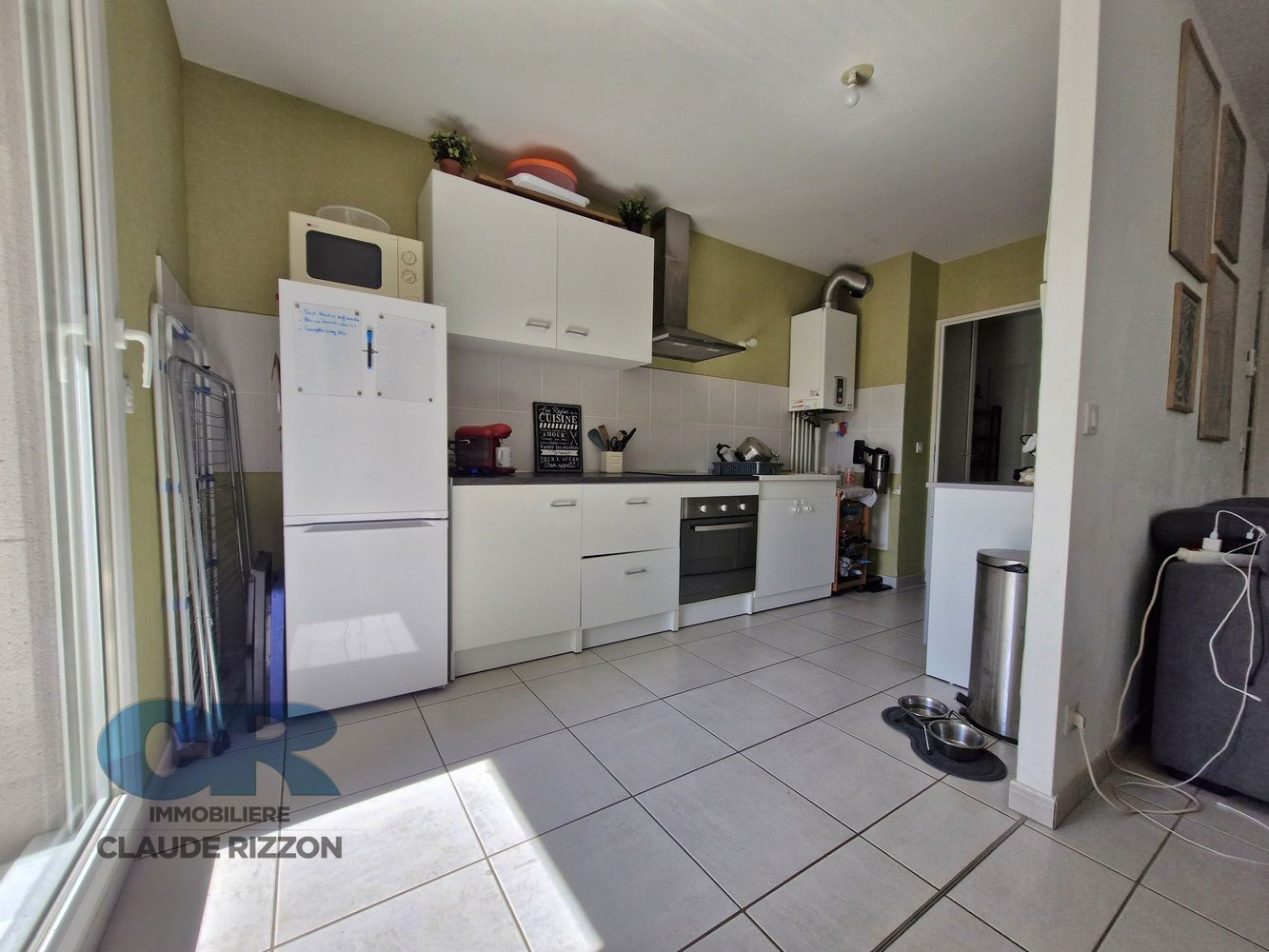 
                                                Vente
                                                 CHAMPIGNEULLES - 3 pièces à vendre