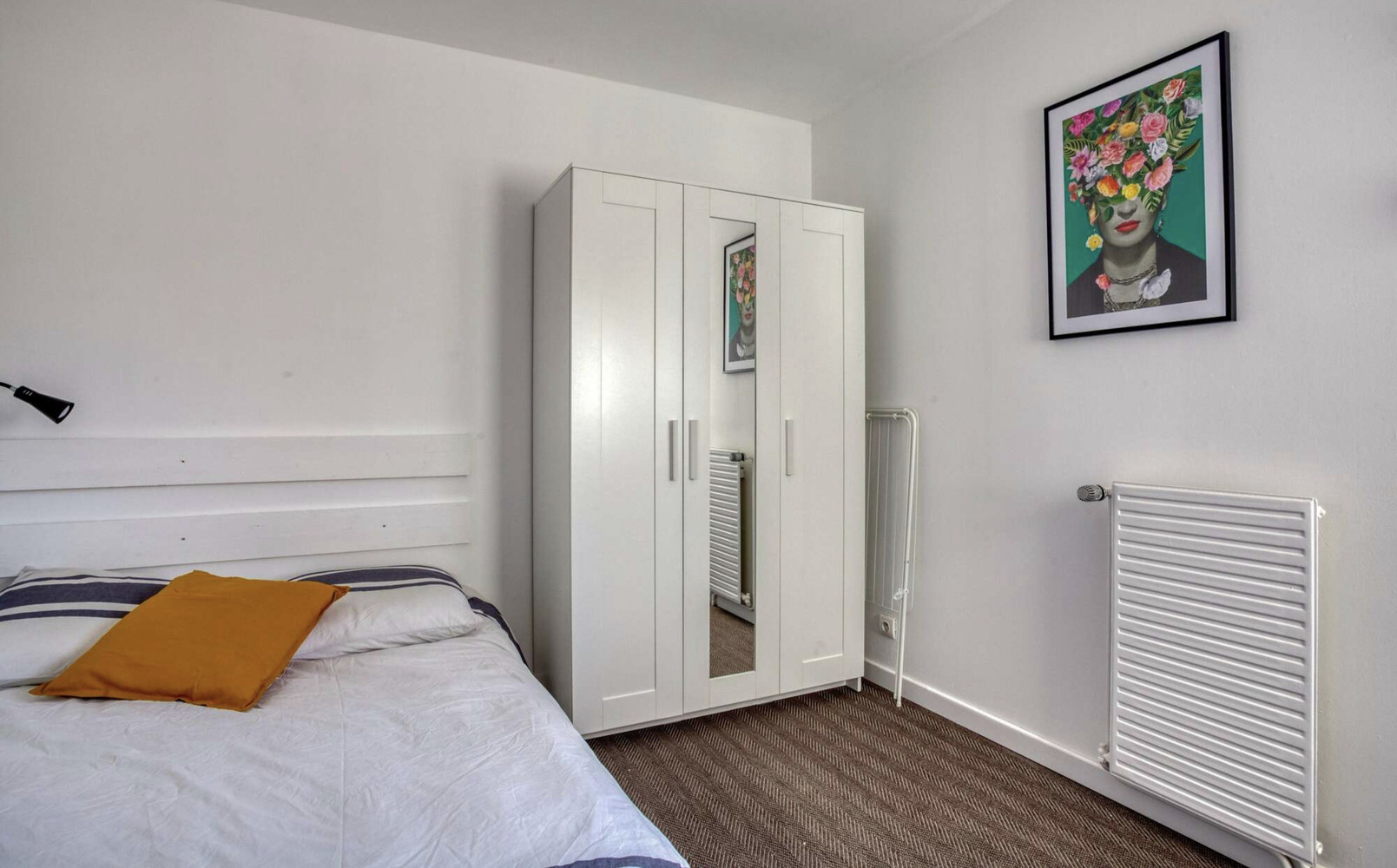 
                                                Colocation
                                                 Chambre en colocation appartement meublé