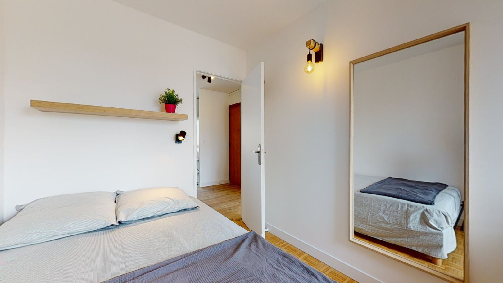 
                                                Colocation
                                                 Chambre en colocation appartement meublé