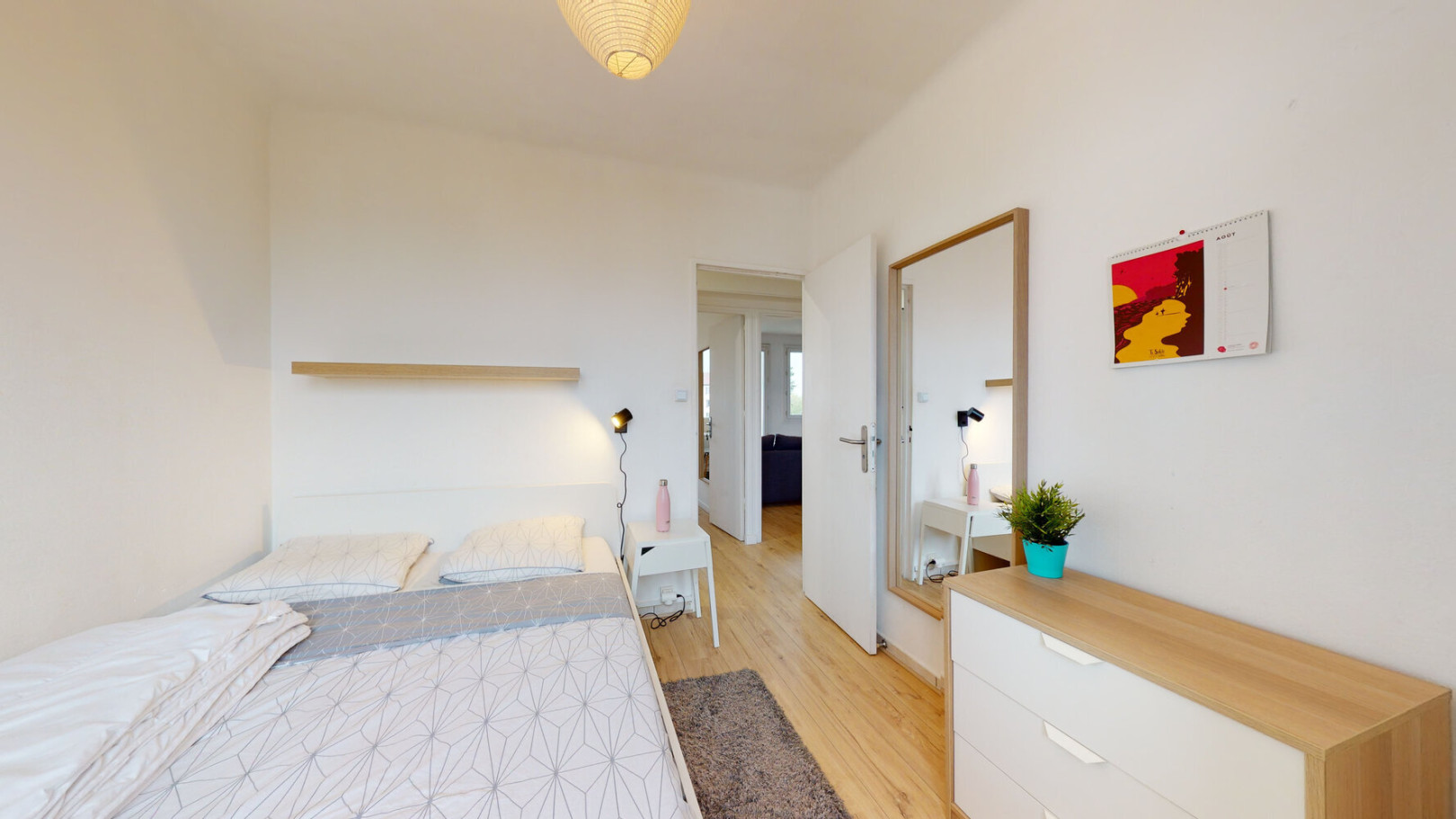 
                                                Colocation
                                                 Chambre en colocation appartement meublé