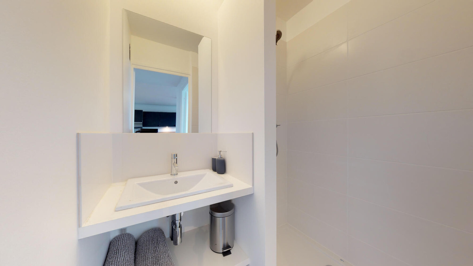 
                                                Colocation
                                                 Chambre en colocation appartement meublé