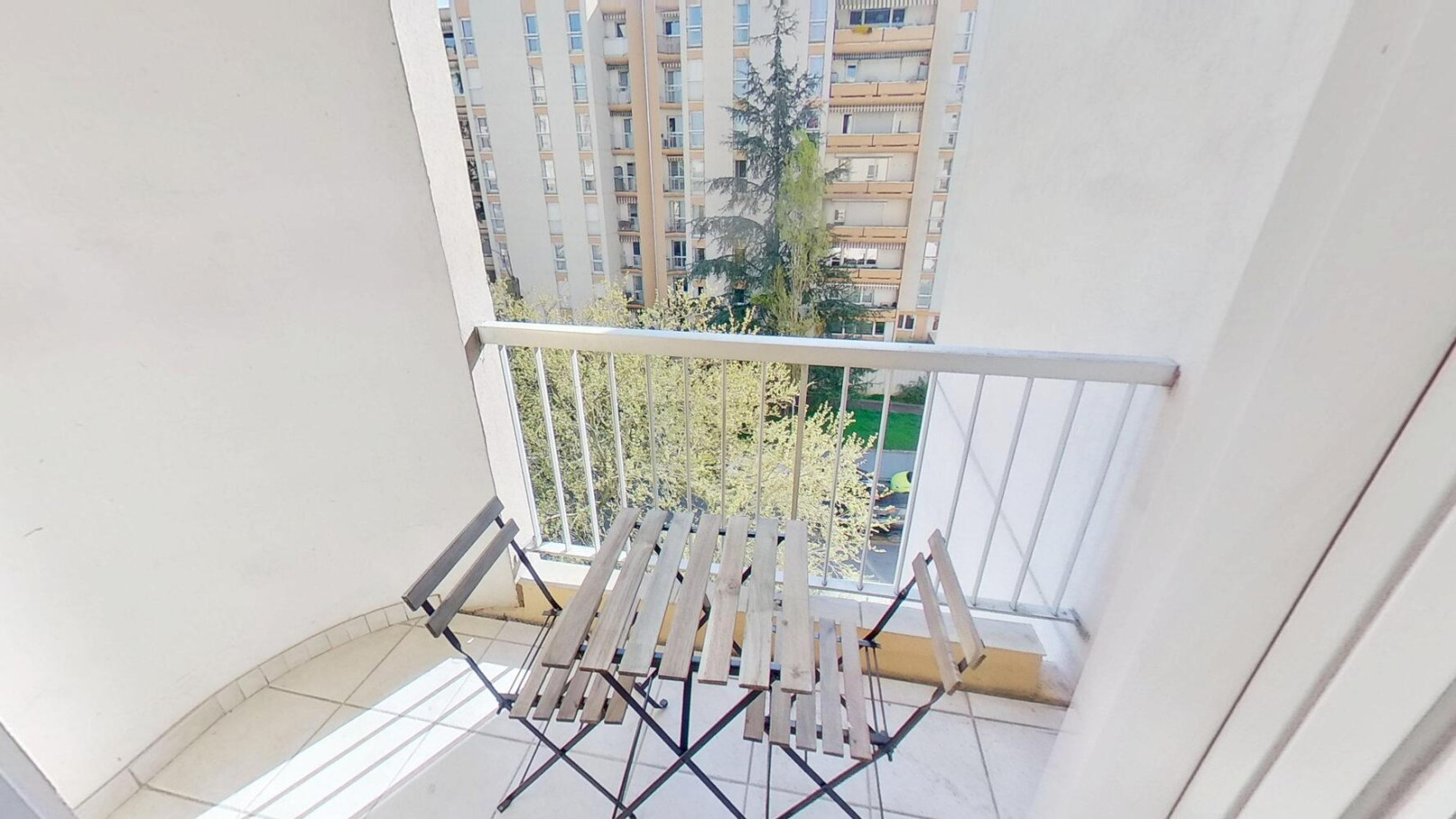 
                                                Colocation
                                                 Chambre en colocation appartement meublé