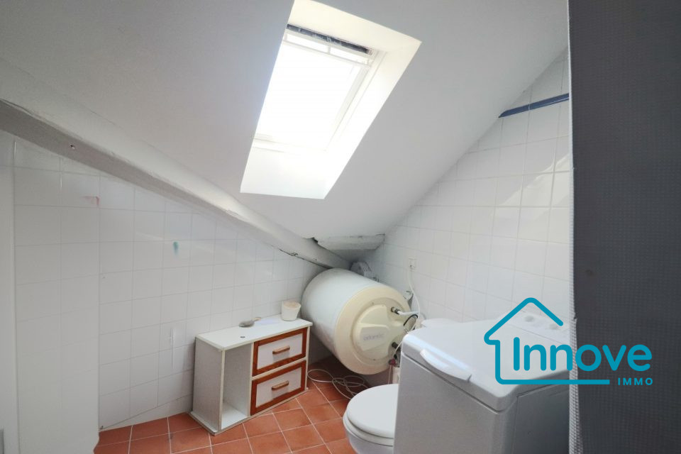 
                                                Vente
                                                 Charmant 2 pièces 38 m² Versailles Saint Louis