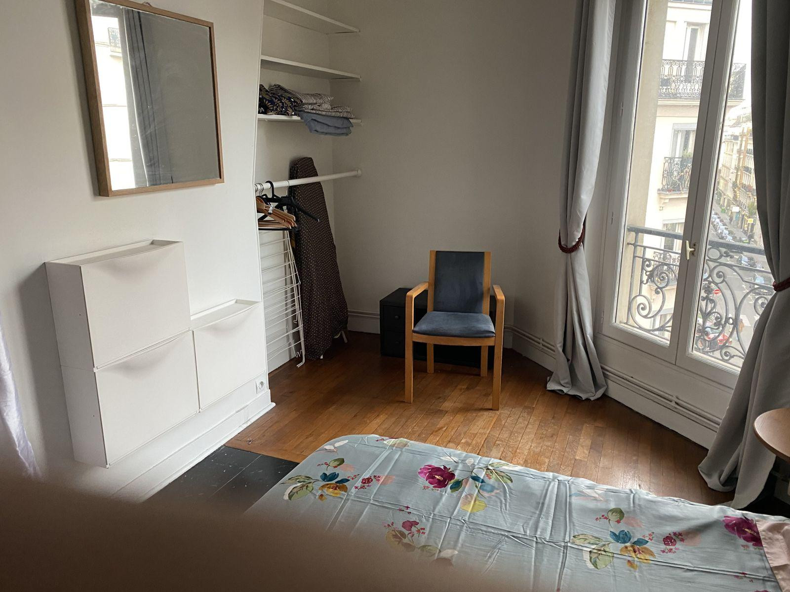 
                                                Location
                                                 Charmant 2 pièces