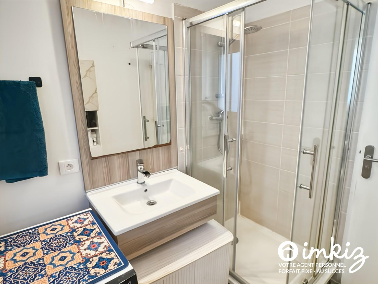 
                                                Vente
                                                 Charmant 2 pièces de 42 m²