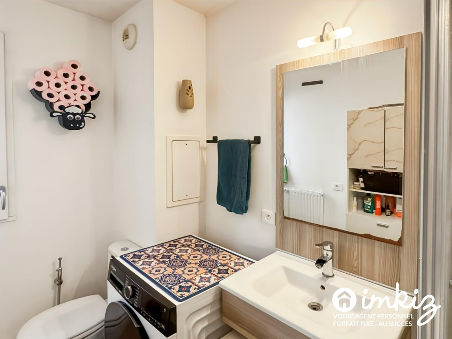 
                                                Vente
                                                 Charmant 2 pièces de 42 m²