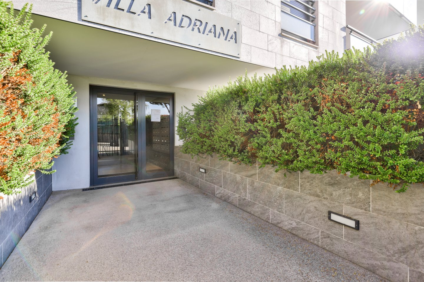 
                                                Vente
                                                 Charmant 2 pièces en parfait état,  jardin de 55m2